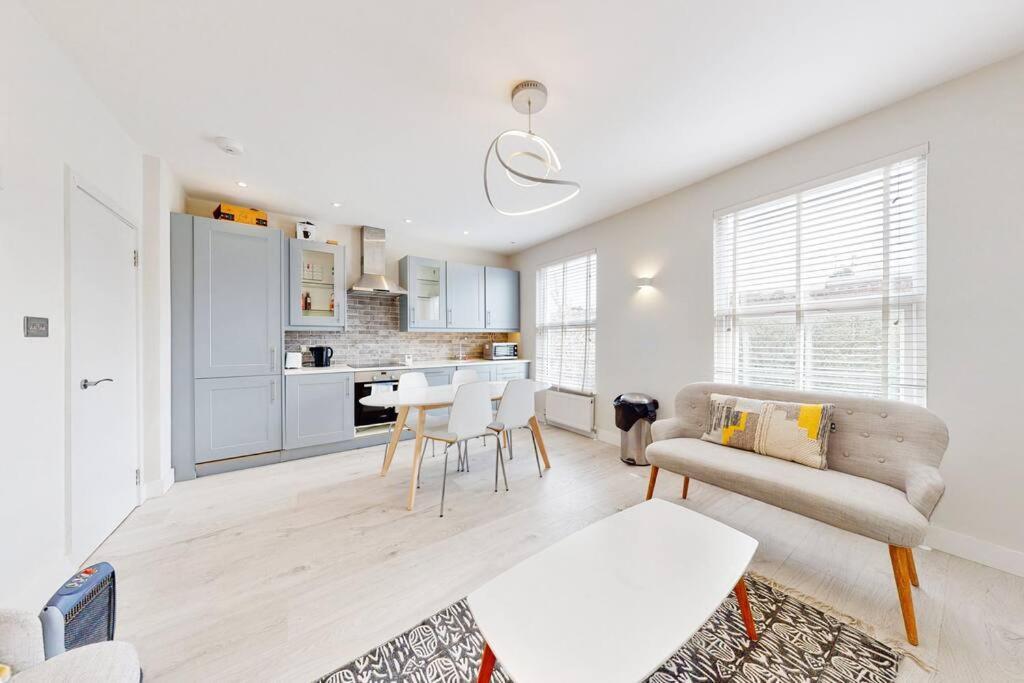 Villa Stylish 2Bed2Bath Flat 4Min From Tube Station London Exterior foto